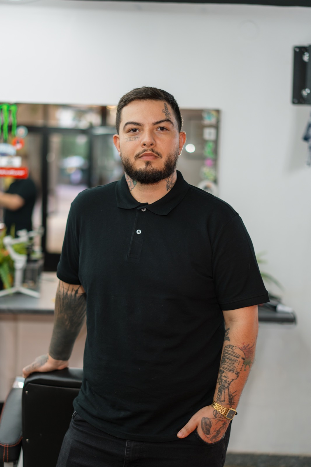 Diniz, barbero en La Petxina